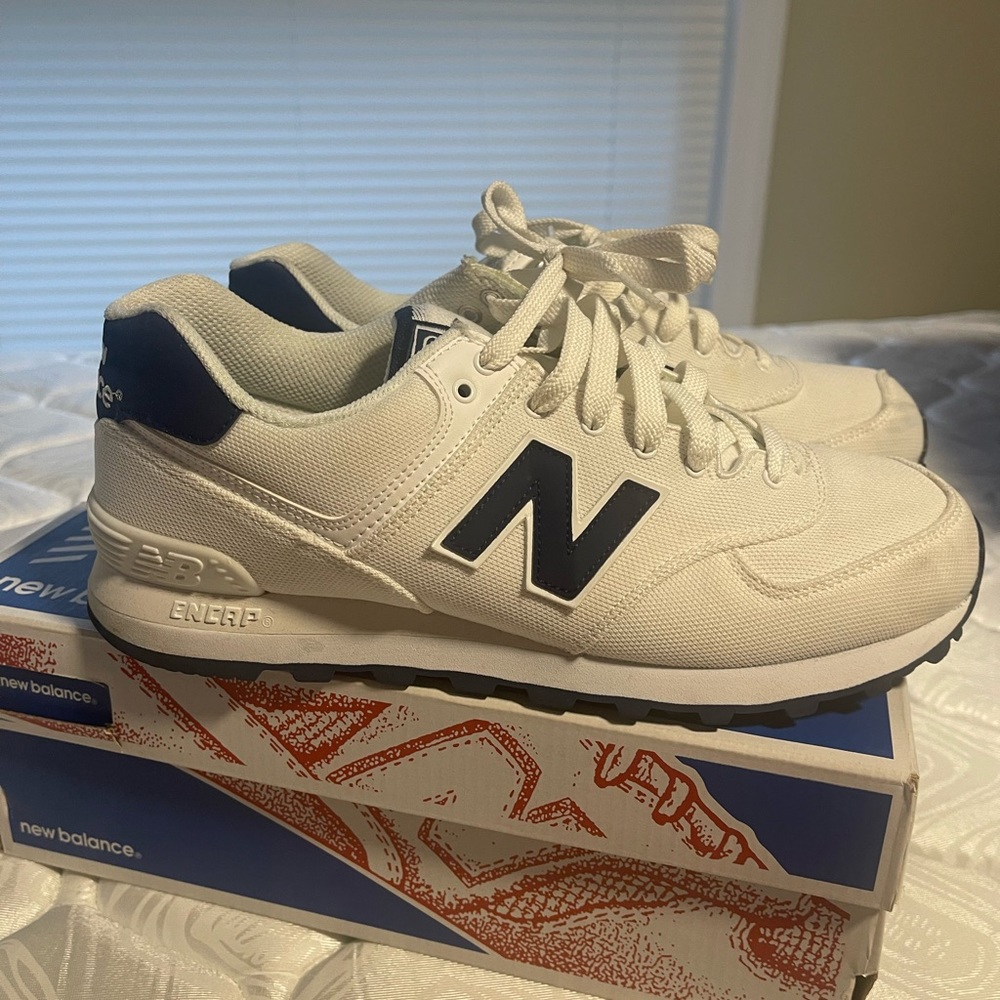New Balance 574